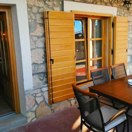 Apartments Dalmatian Stone House Turanj Luaran gambar