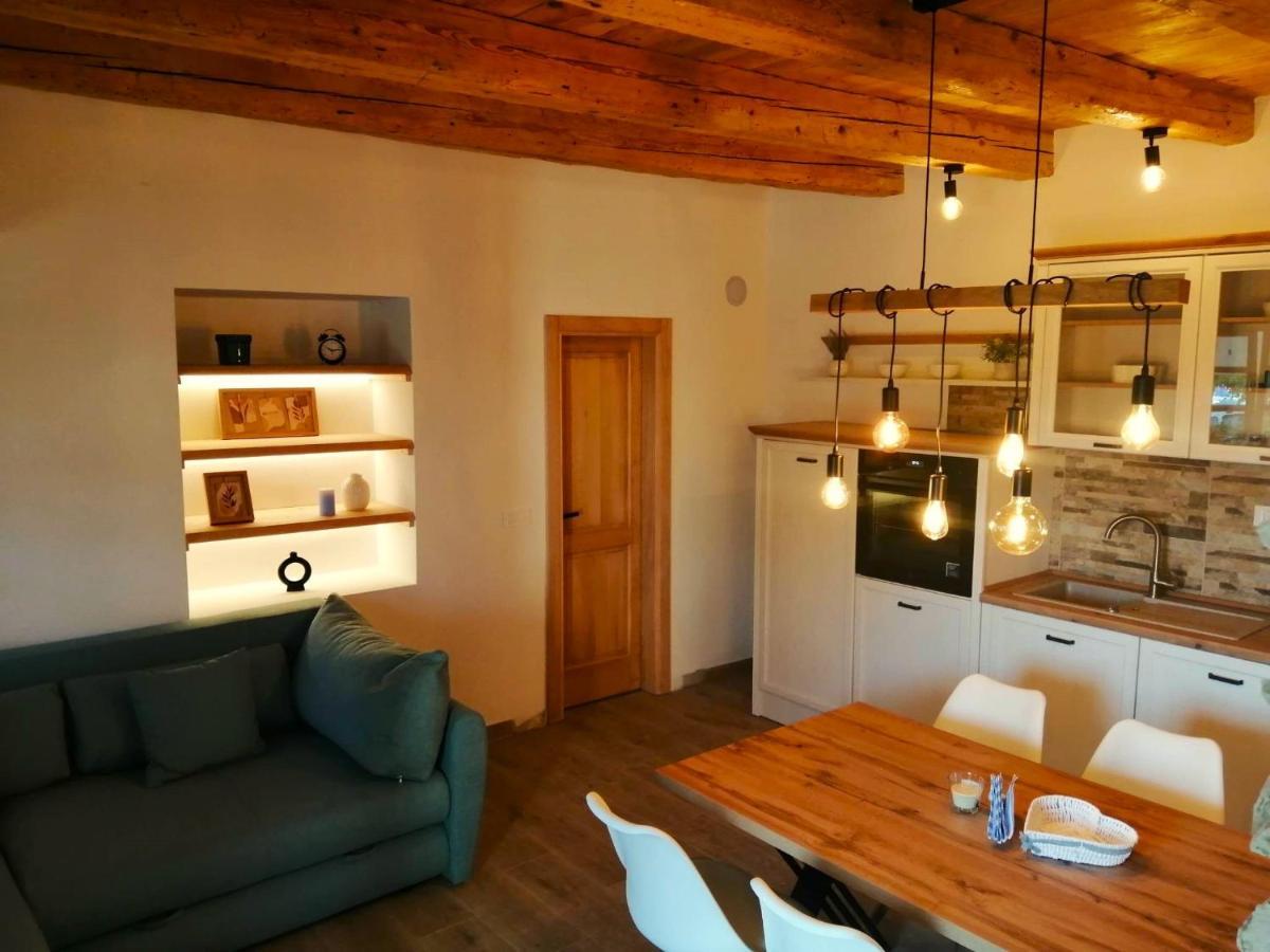 Apartments Dalmatian Stone House Turanj Luaran gambar