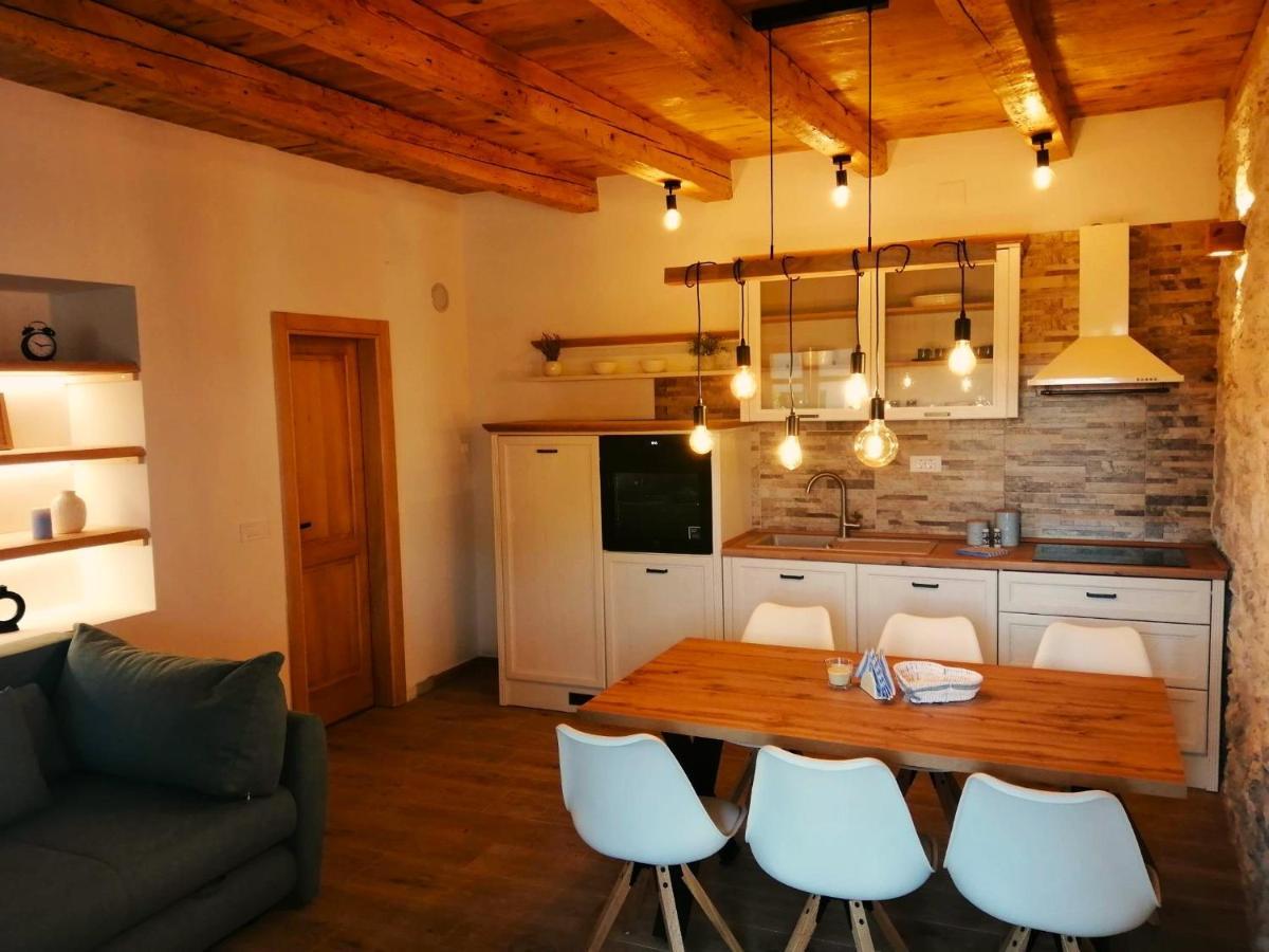 Apartments Dalmatian Stone House Turanj Luaran gambar
