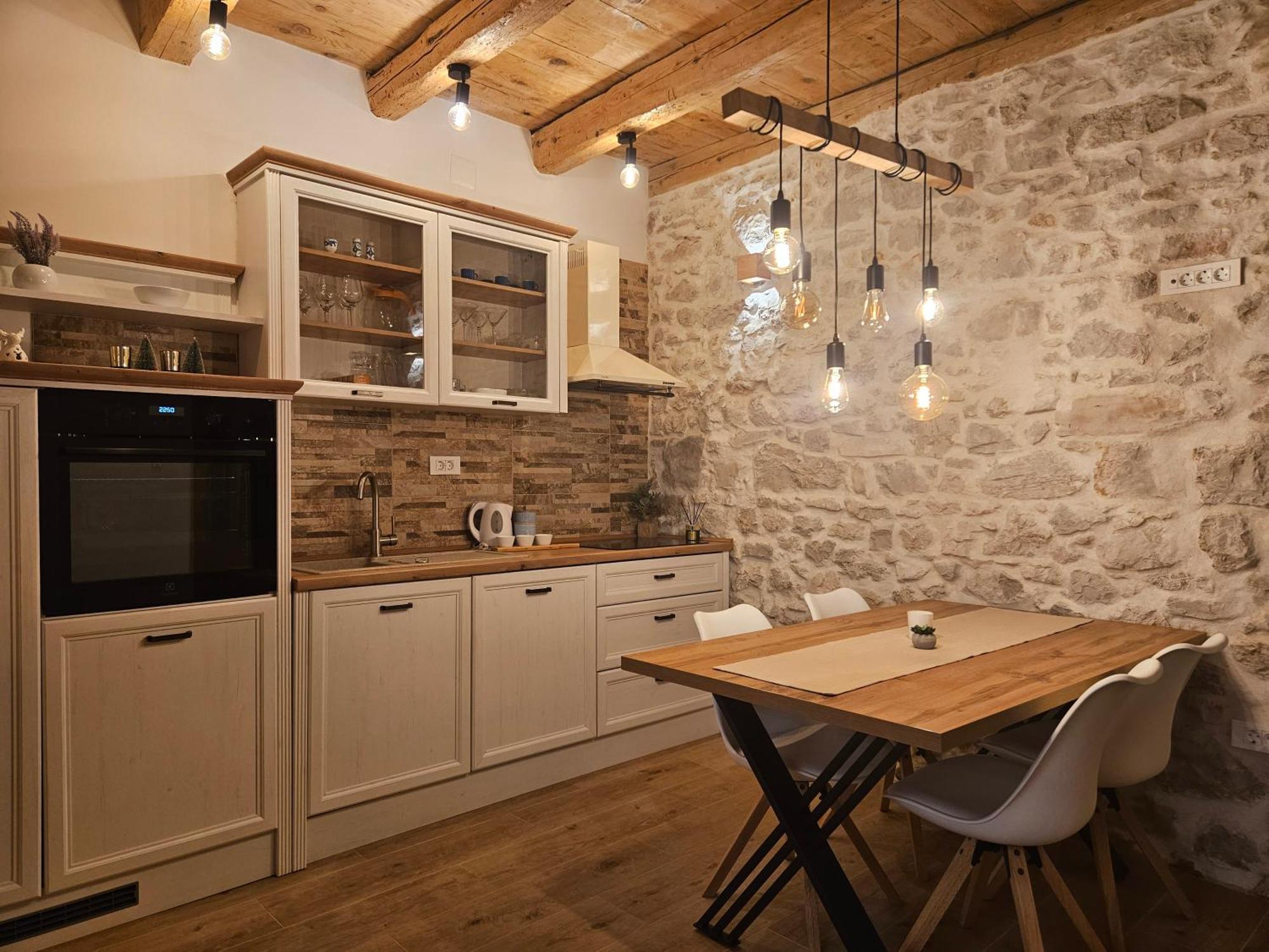 Apartments Dalmatian Stone House Turanj Luaran gambar