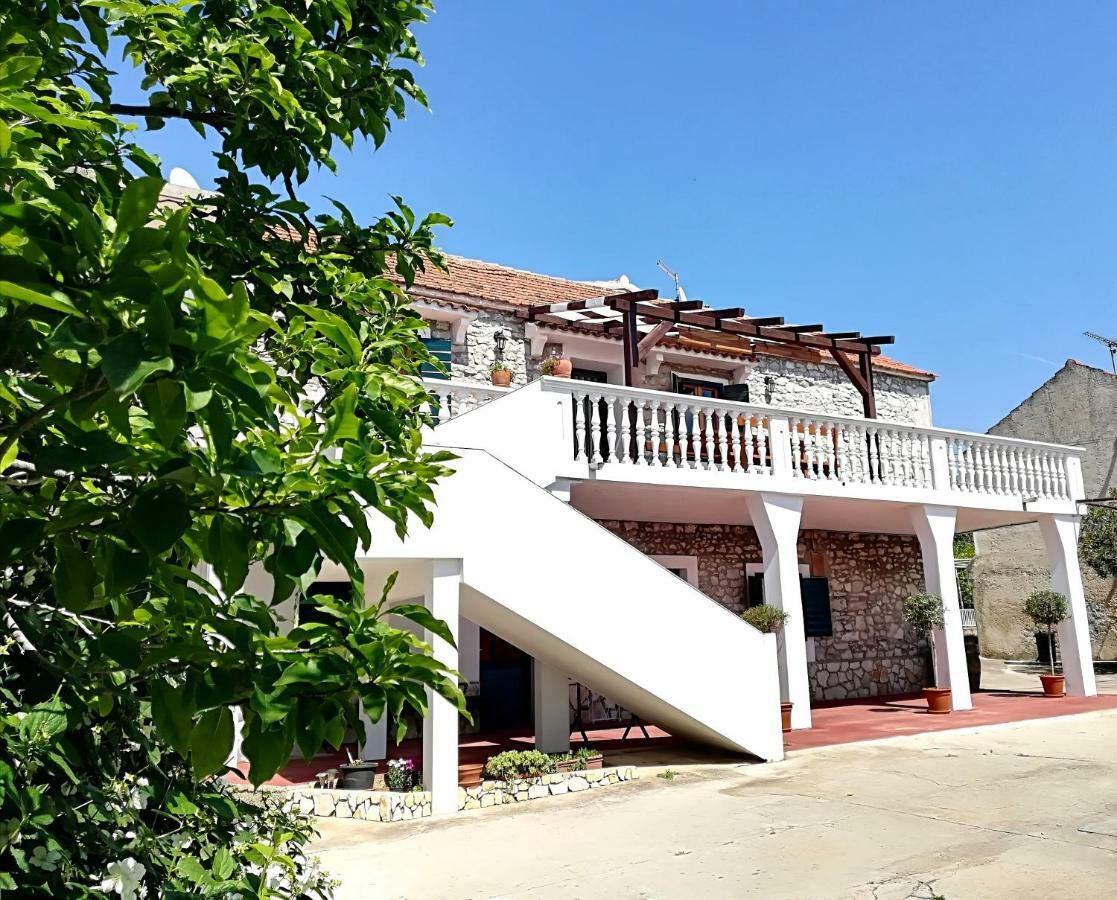 Apartments Dalmatian Stone House Turanj Luaran gambar